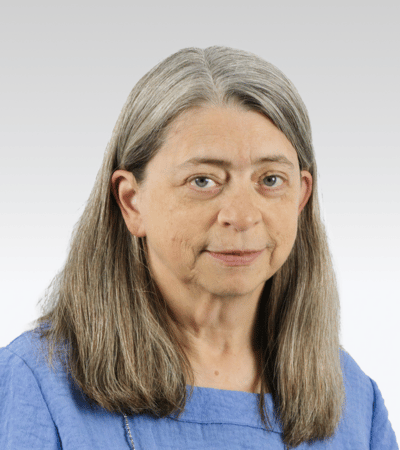 JulieOverholtzer2
